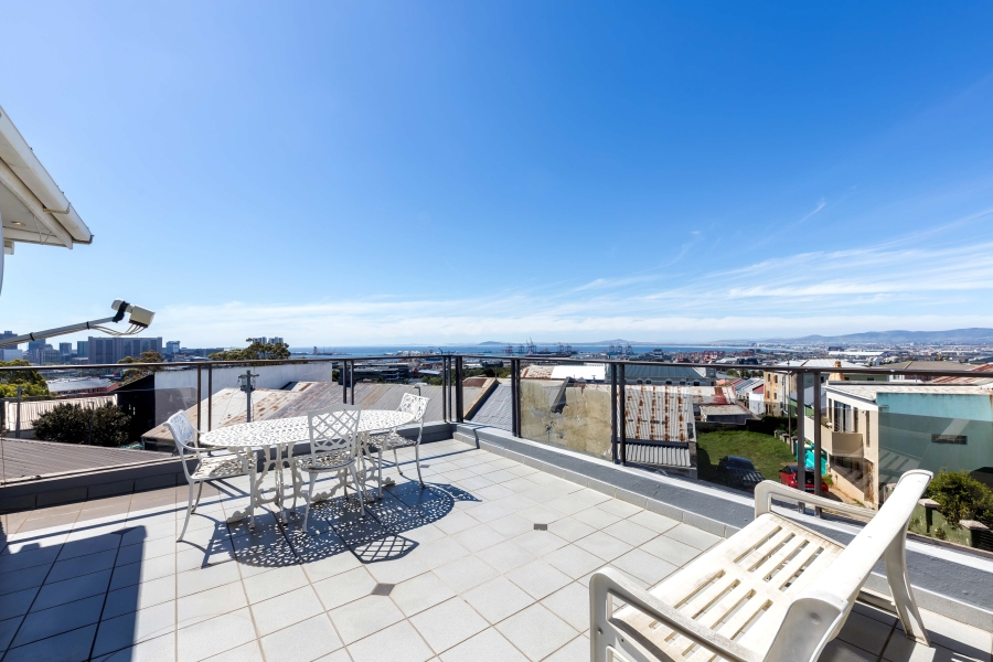6 Bedroom Property for Sale in Walmer Estate Western Cape